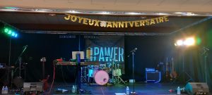 L’orchestre de variétés pop-rock Pawer anime tout événement festif, public ou privé, mariage, nouvel an, anniversaire , bar et restaurant